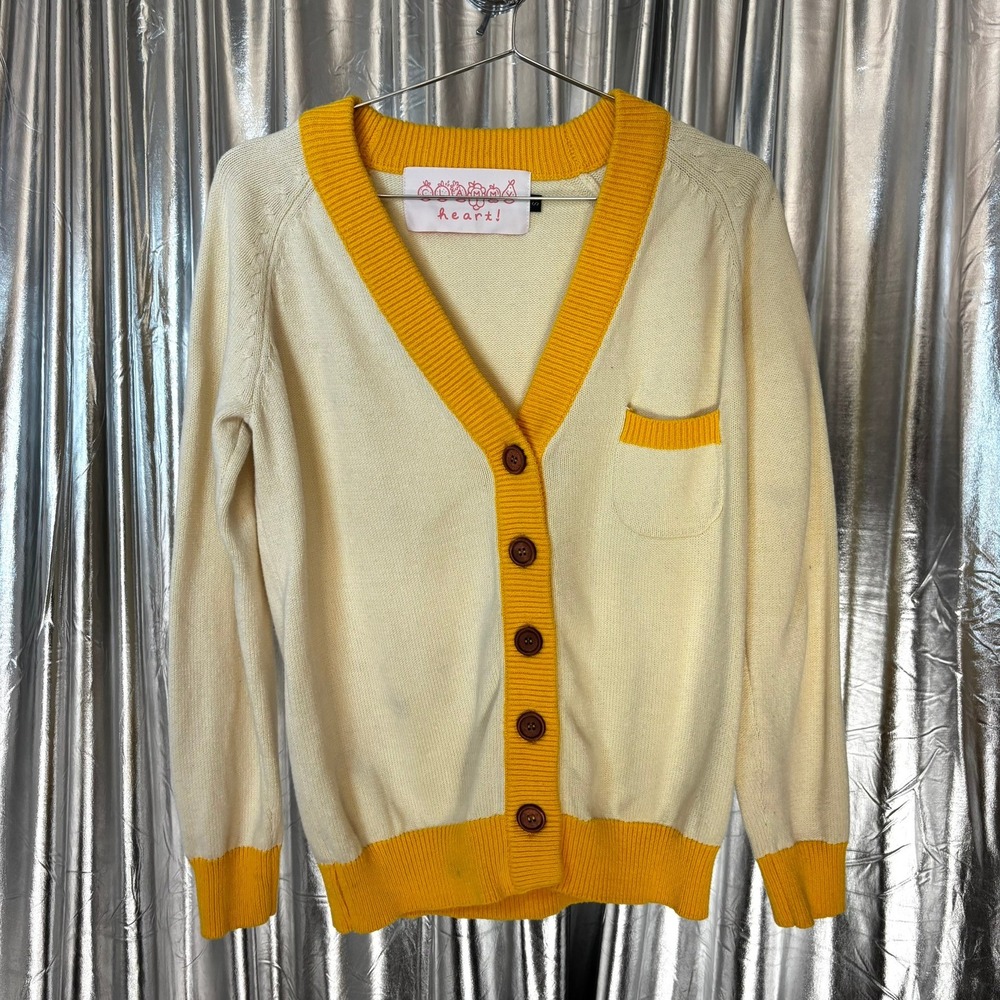 Clammy Heart Cream Yellow Trim Button Cardigan
